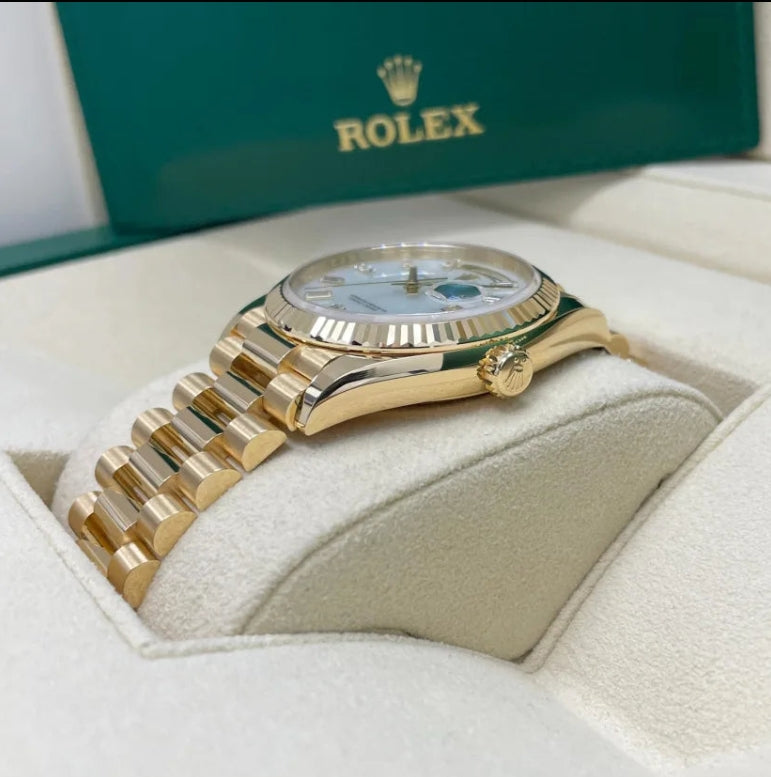 Women And Man Day Date heaven How stunning is this 36-40mm DayDate with a mother of pearl dial watch