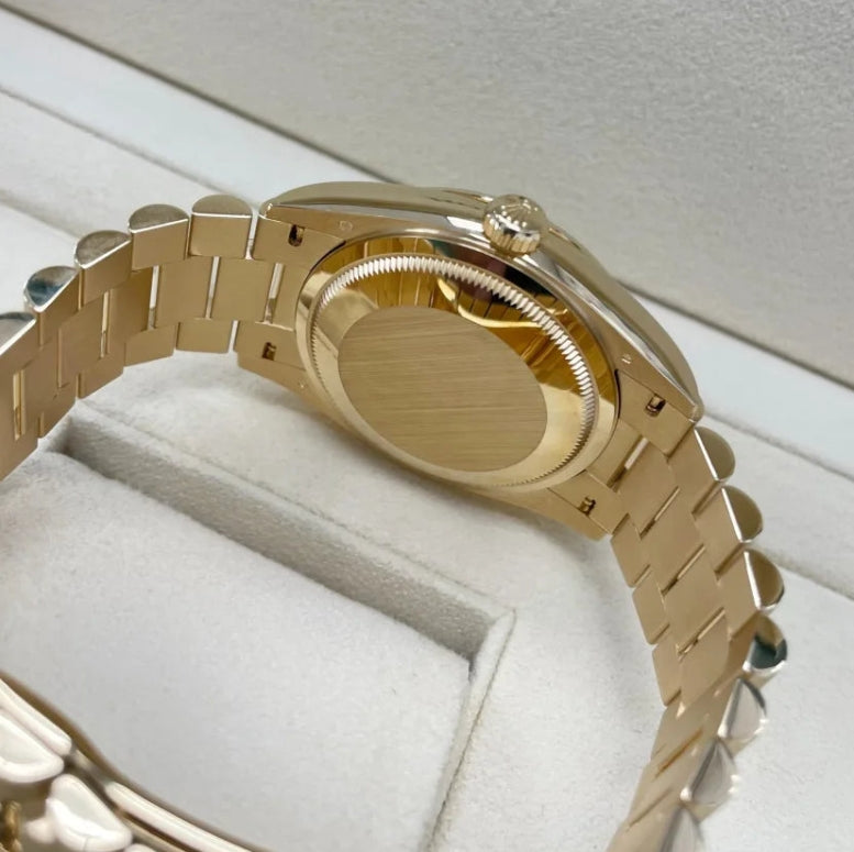 Women And Man Day Date heaven How stunning is this 36-40mm DayDate with a mother of pearl dial watch