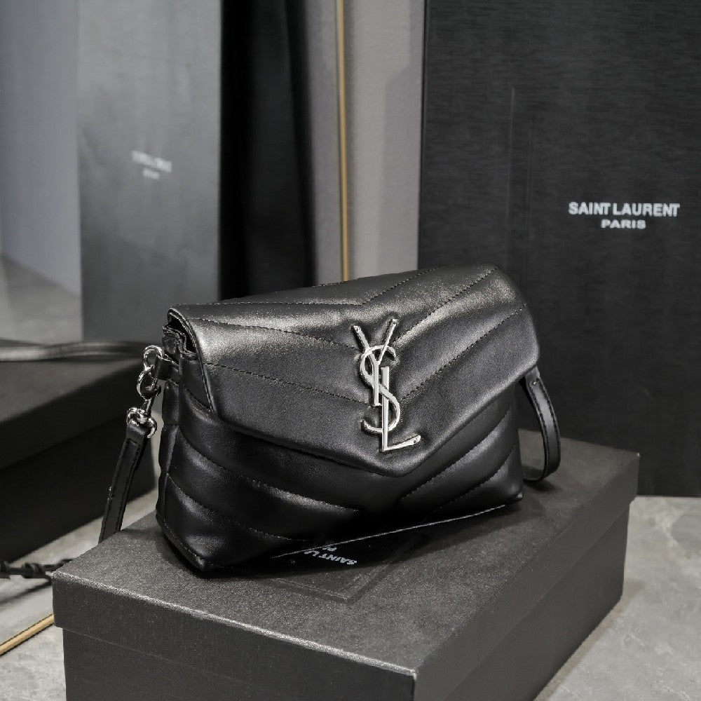 2025 Bag LouLou Chain Bag Y3