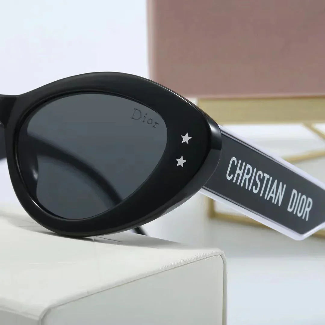 2025 Fashion Sunglassesā3700