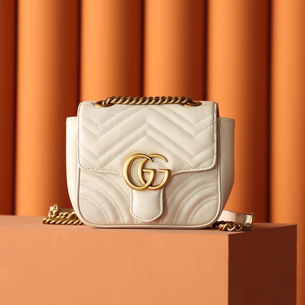 2025 Bag Classic Messenger Bag G37