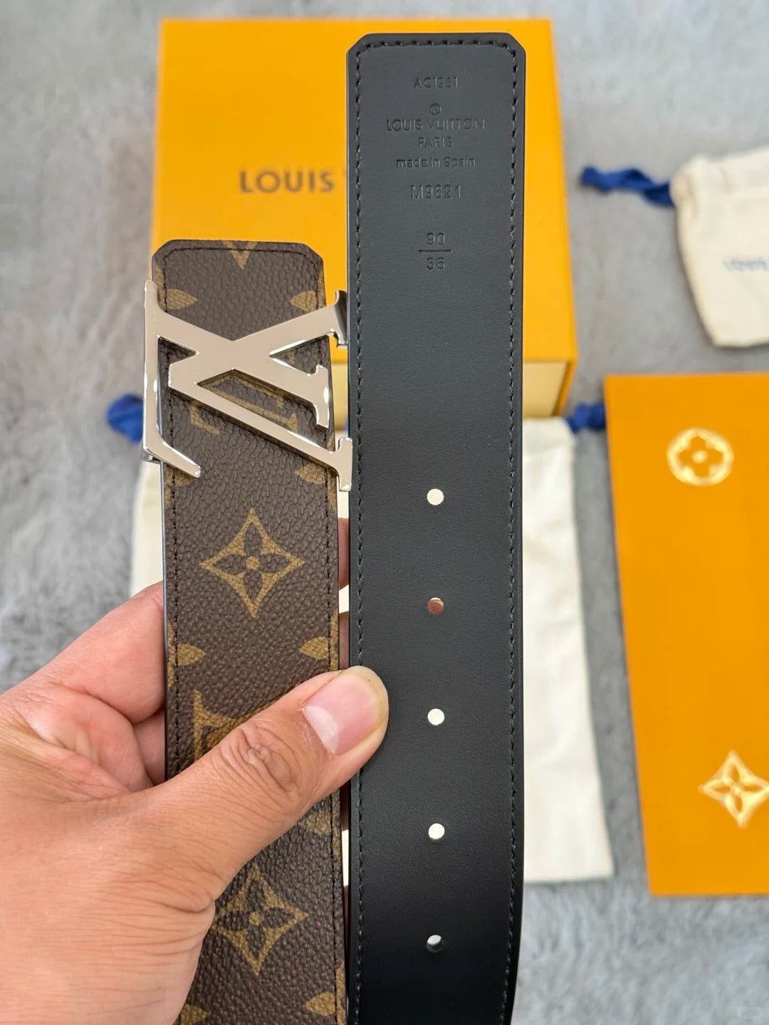 2025 classic old flower belt with bright silver buckle