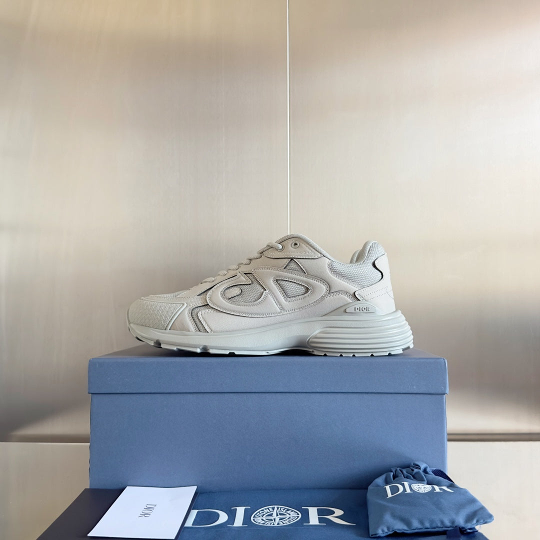 2025 1225 New high quality new color sports fashion shoes