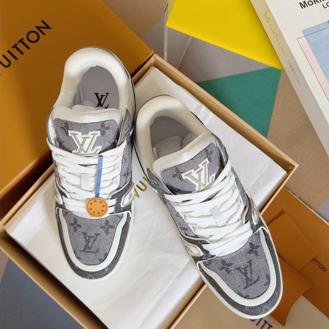 2025 250305 New color matching high quality board shoes