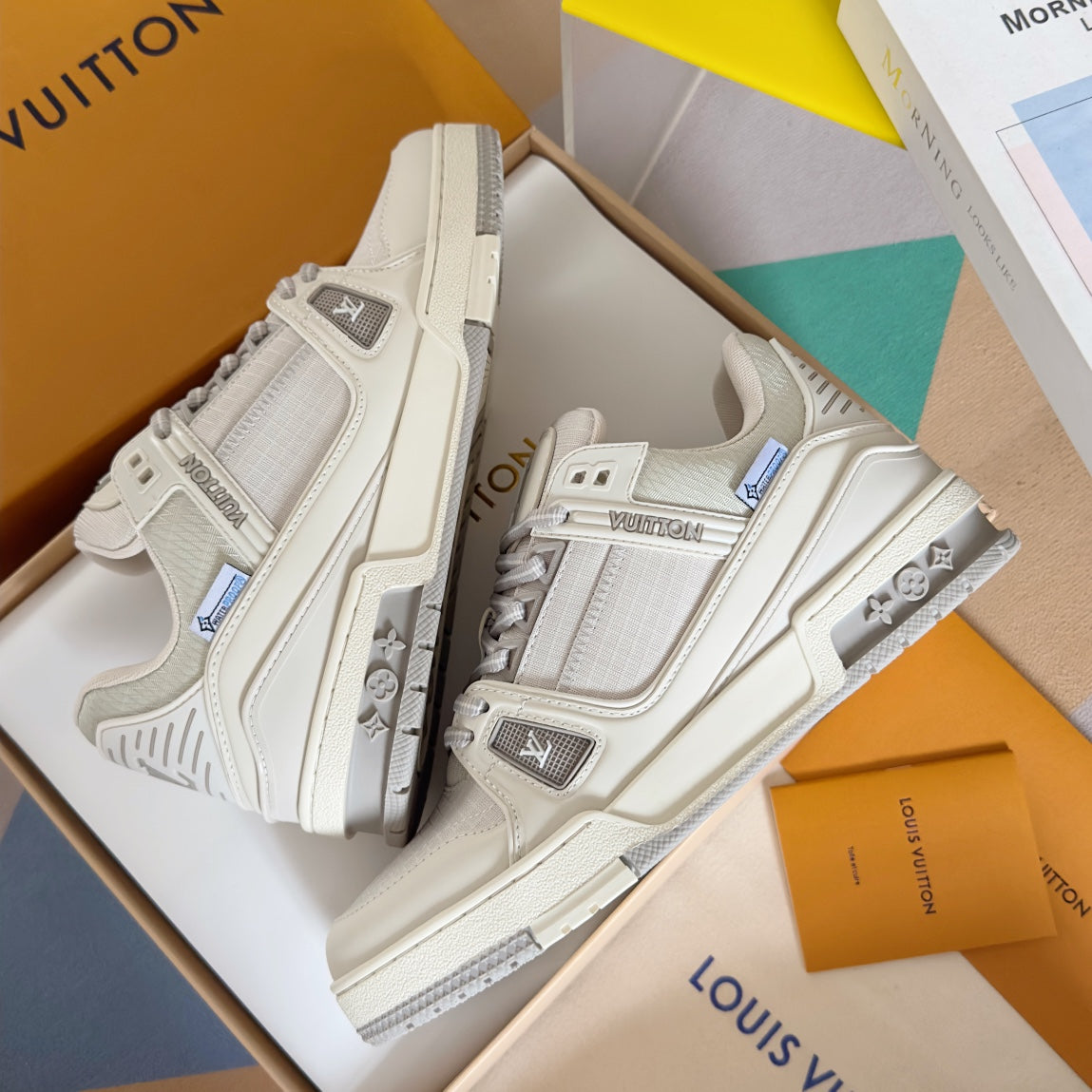 2025 250305 New color matching high quality board shoes