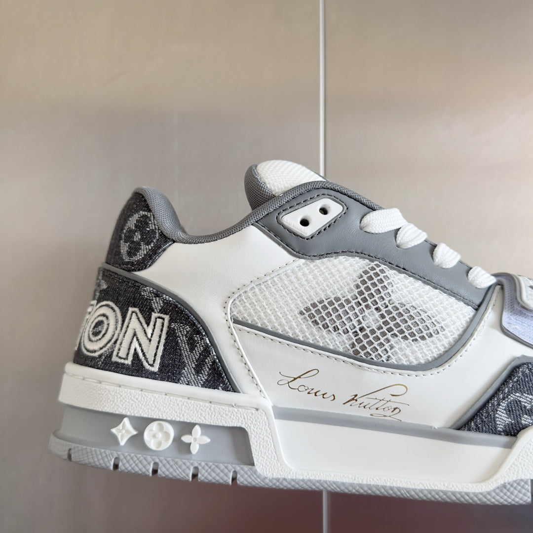 2025 250318 New high quality new color board shoes