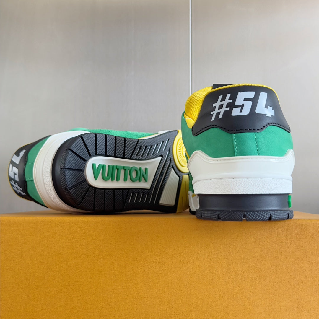 2025 250318 New high quality new color board shoes