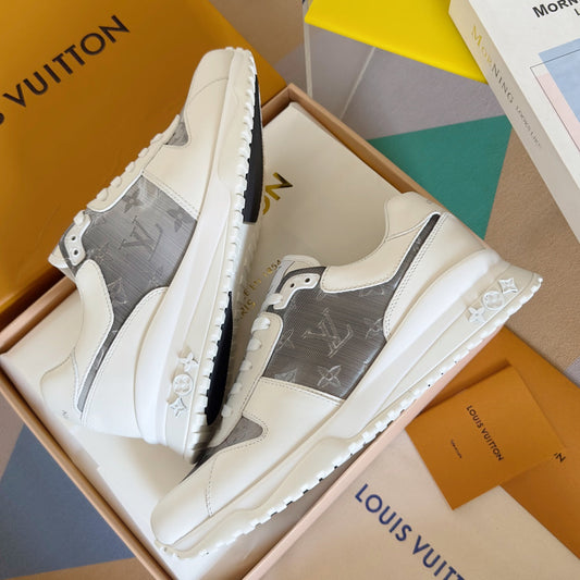 2025 250318 New high quality new color board shoes