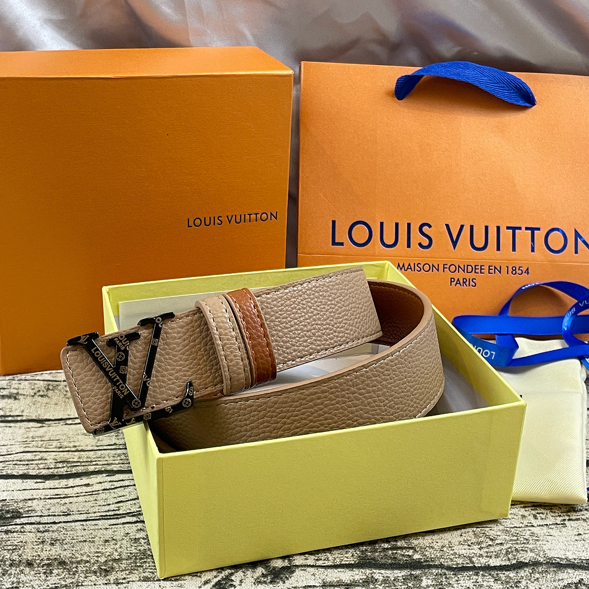 2025 4-color fashion belt