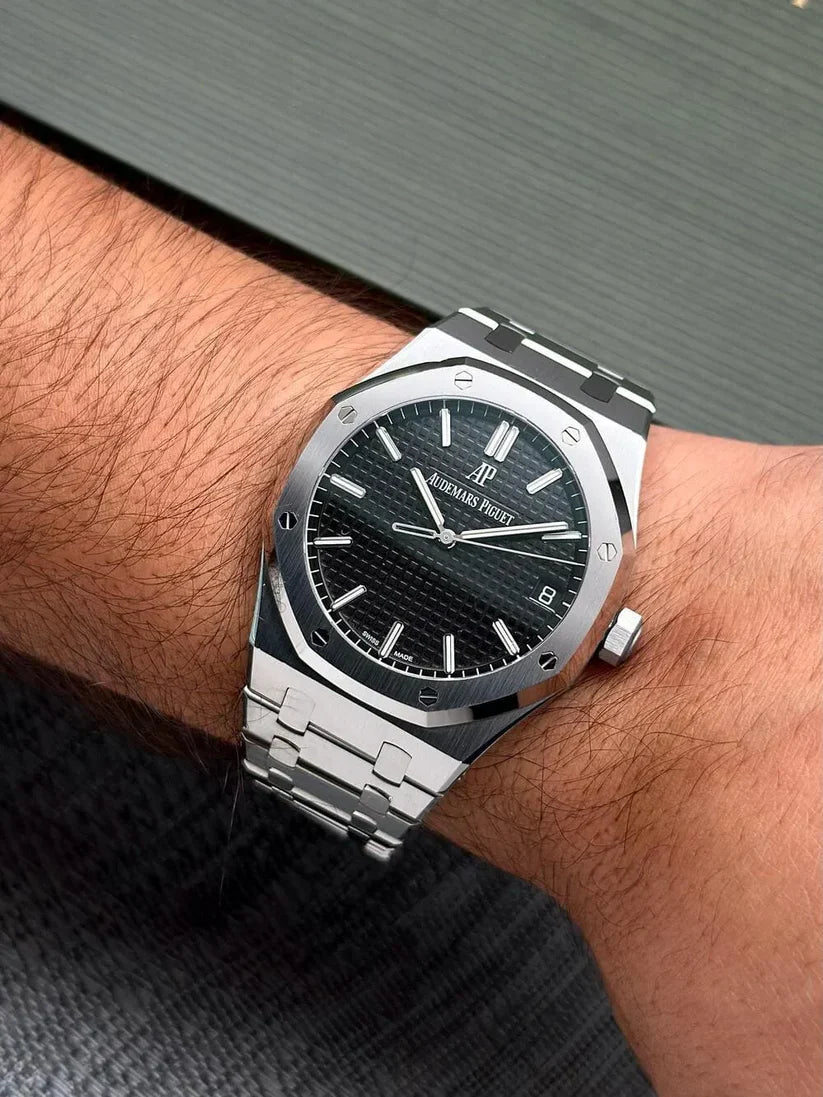 Audemars Piguet Royal Oak Automatic Watch 41mm Black Dial 15500ST