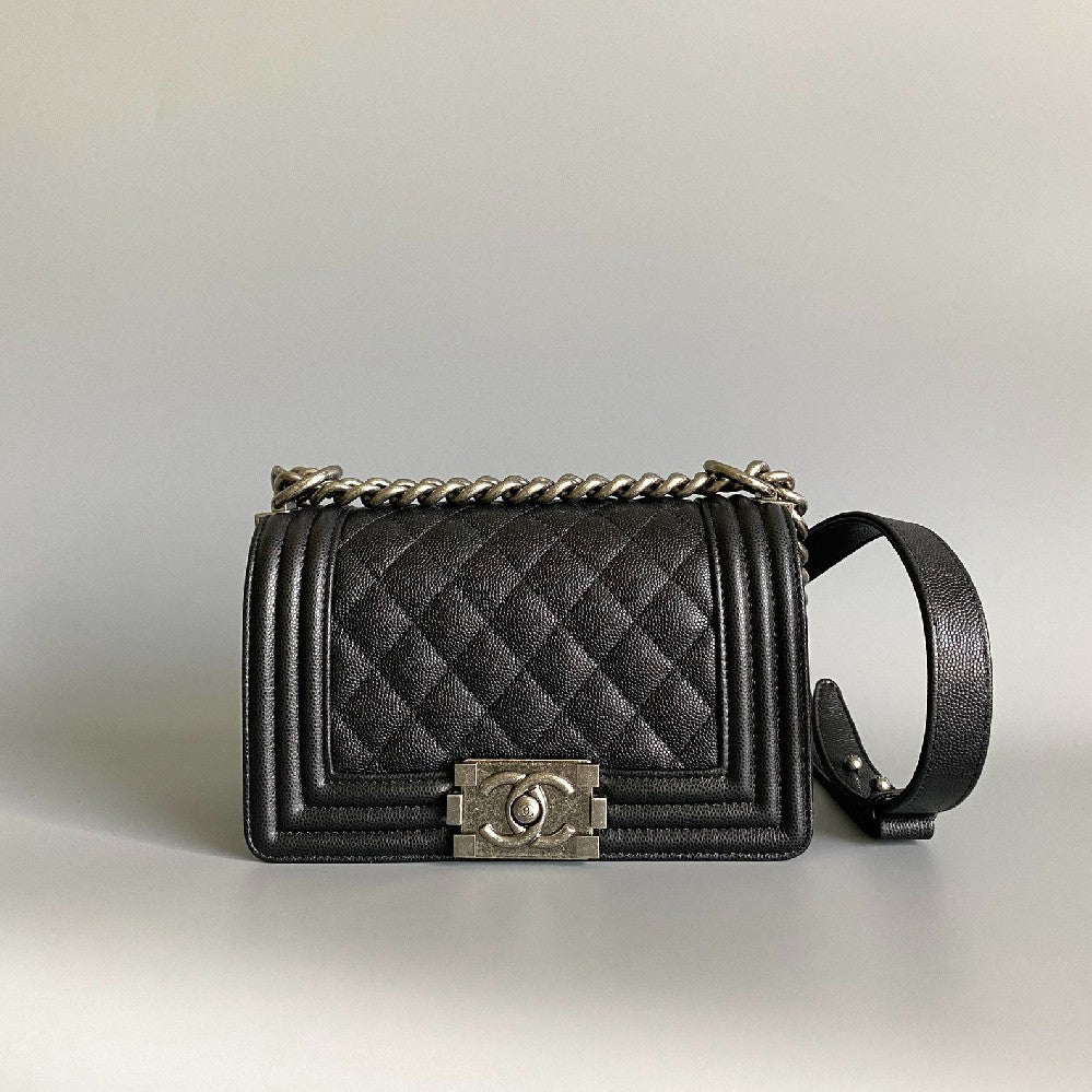 2025 Bag Classic Flap Bag W39117