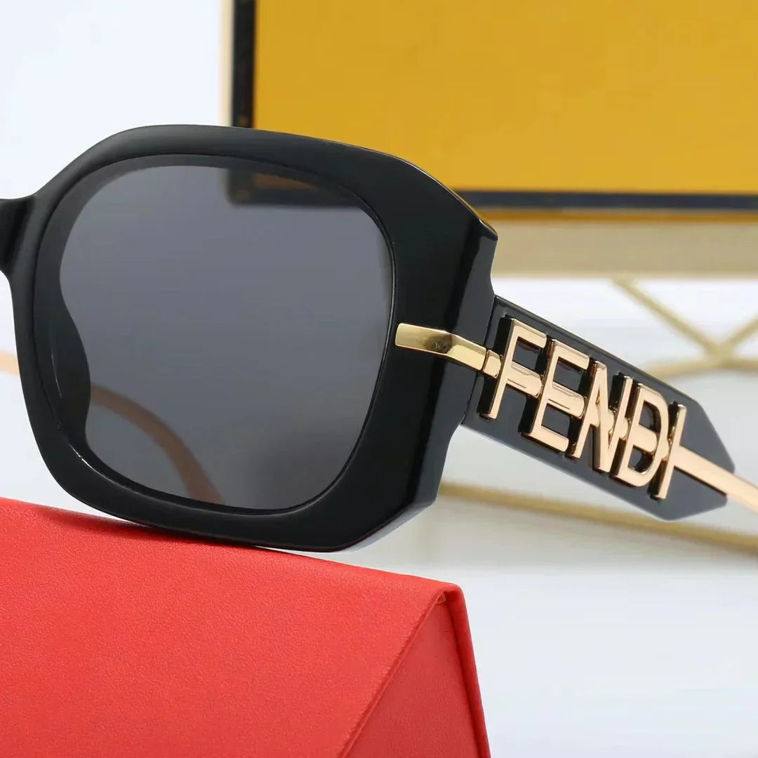 2025 Personalized sunglasses with metal letters