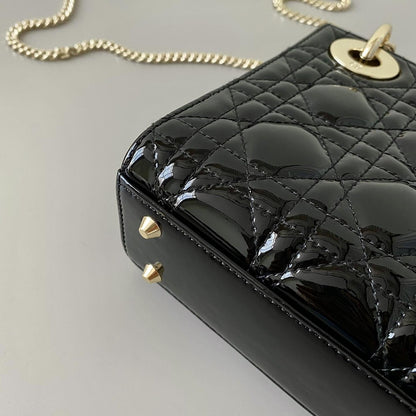 2025 Bag Stylish Top-handle Bag W168