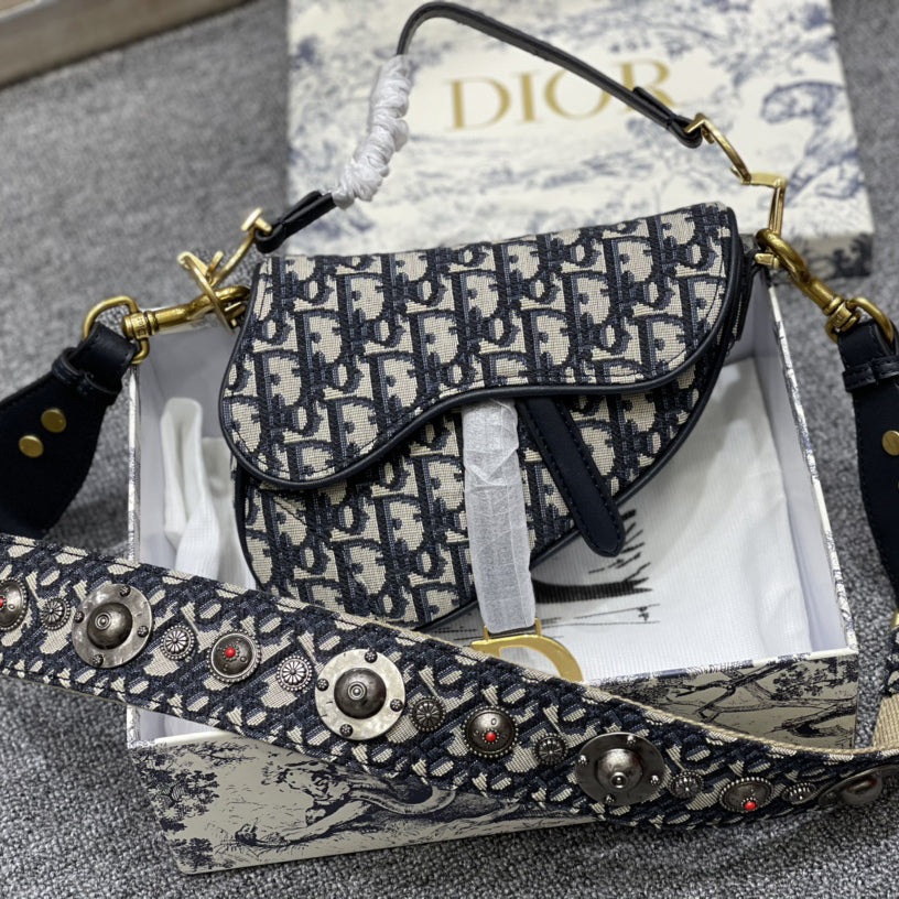 2025 Bag Saddle Bag With Strap D3