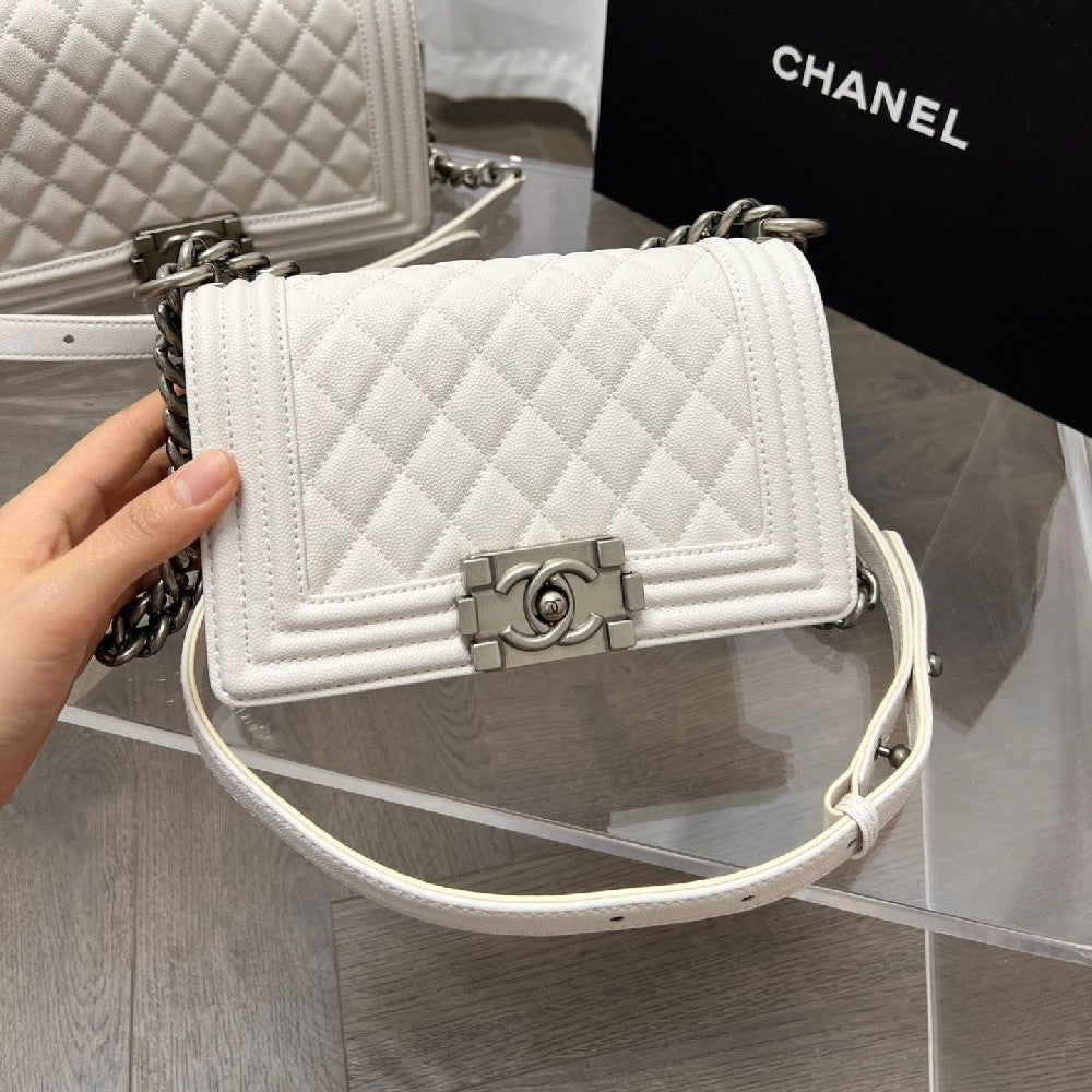 2025 Bag Classic Flap Bag W39117