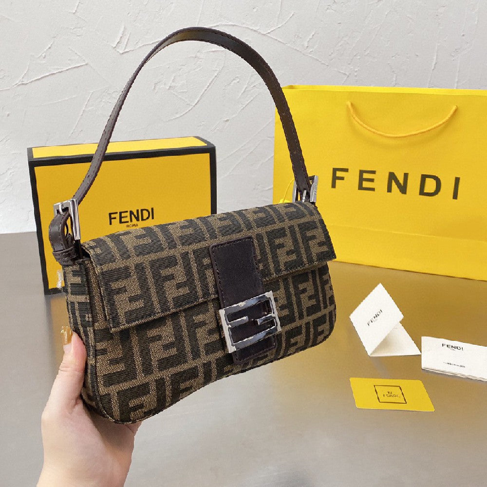 2025 Bag Classic Baguette Bag F4