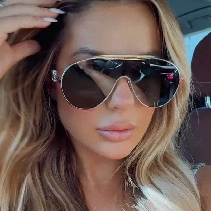 LOEWE Oval round frame sunglasses