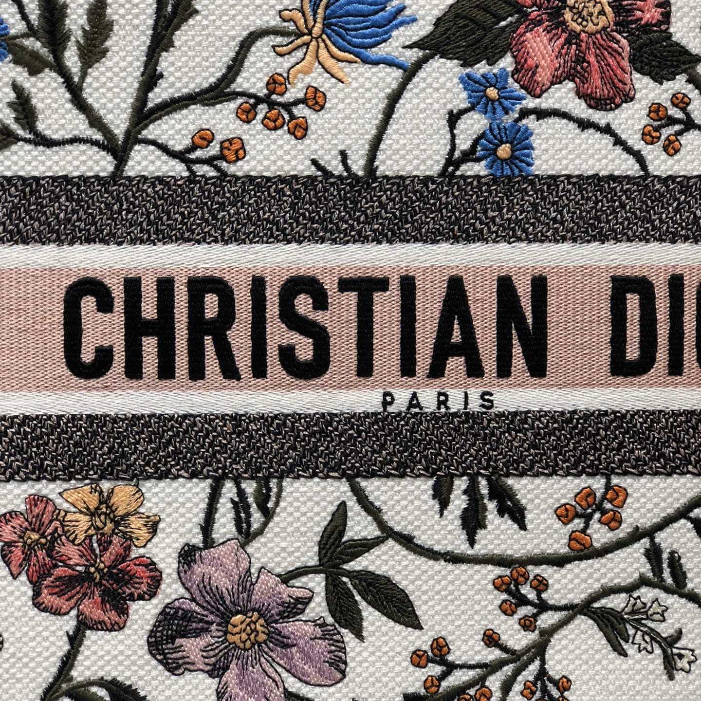 2025 Bag Book Tote Bag D2