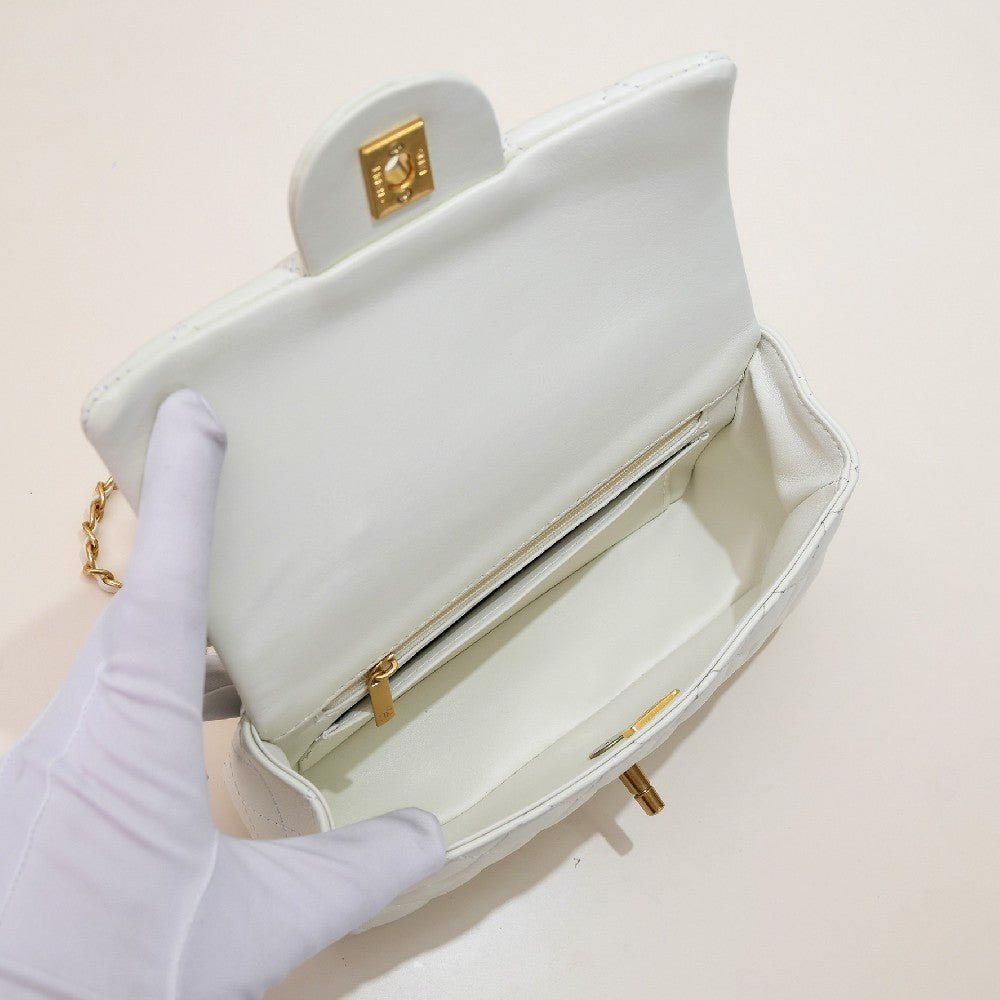 2025 Bag Classic Flap Bag With Handle C4