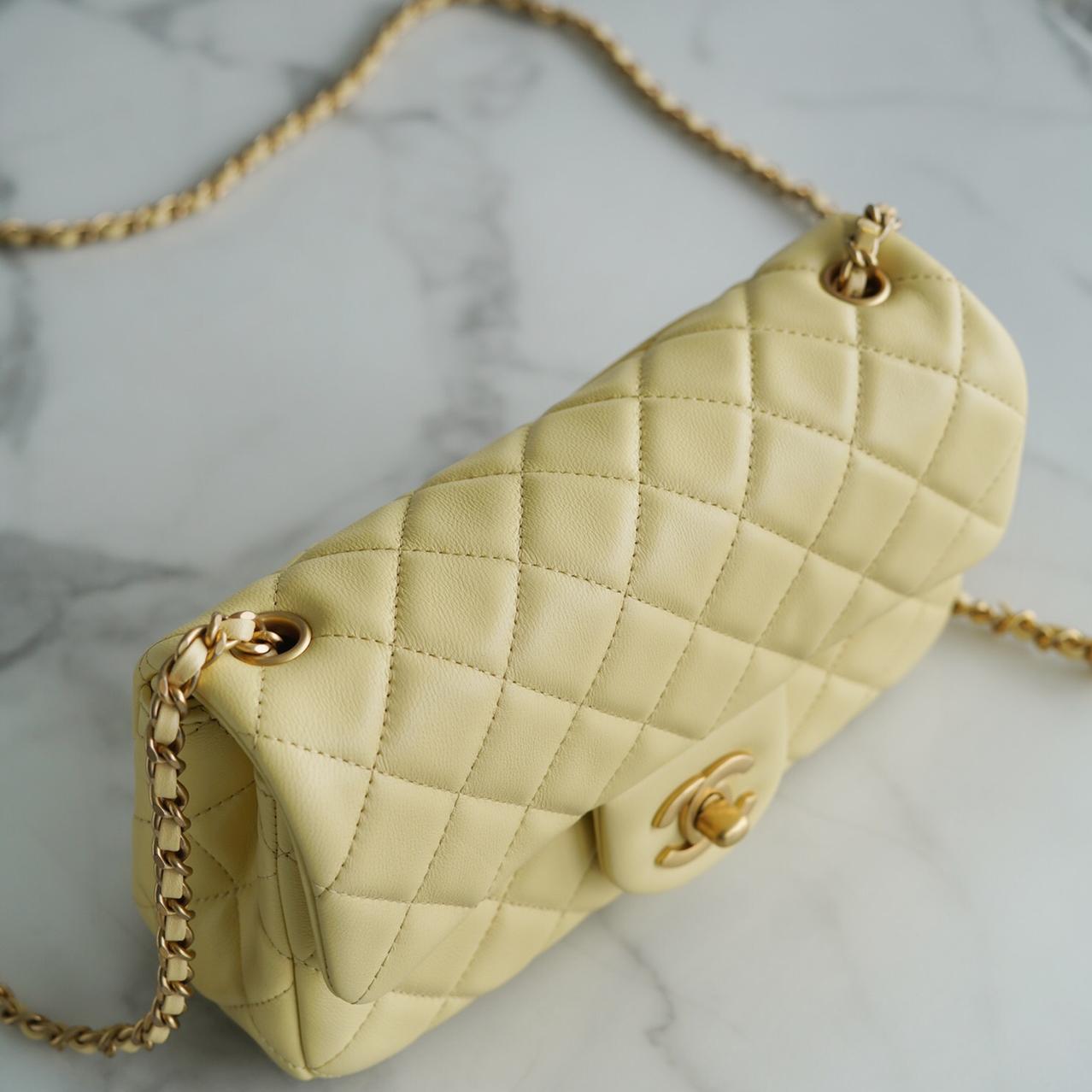 2025 Bag Classic Flap Bag C12