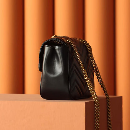 2025 Bag Classic Messenger Bag G37