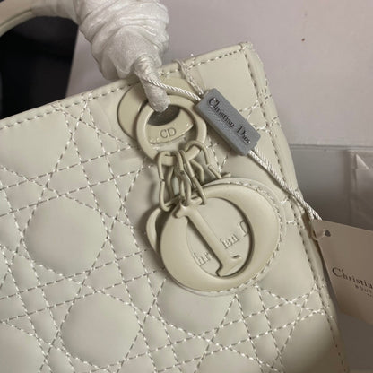 2025 Bag Classic Top-handle Bag W19