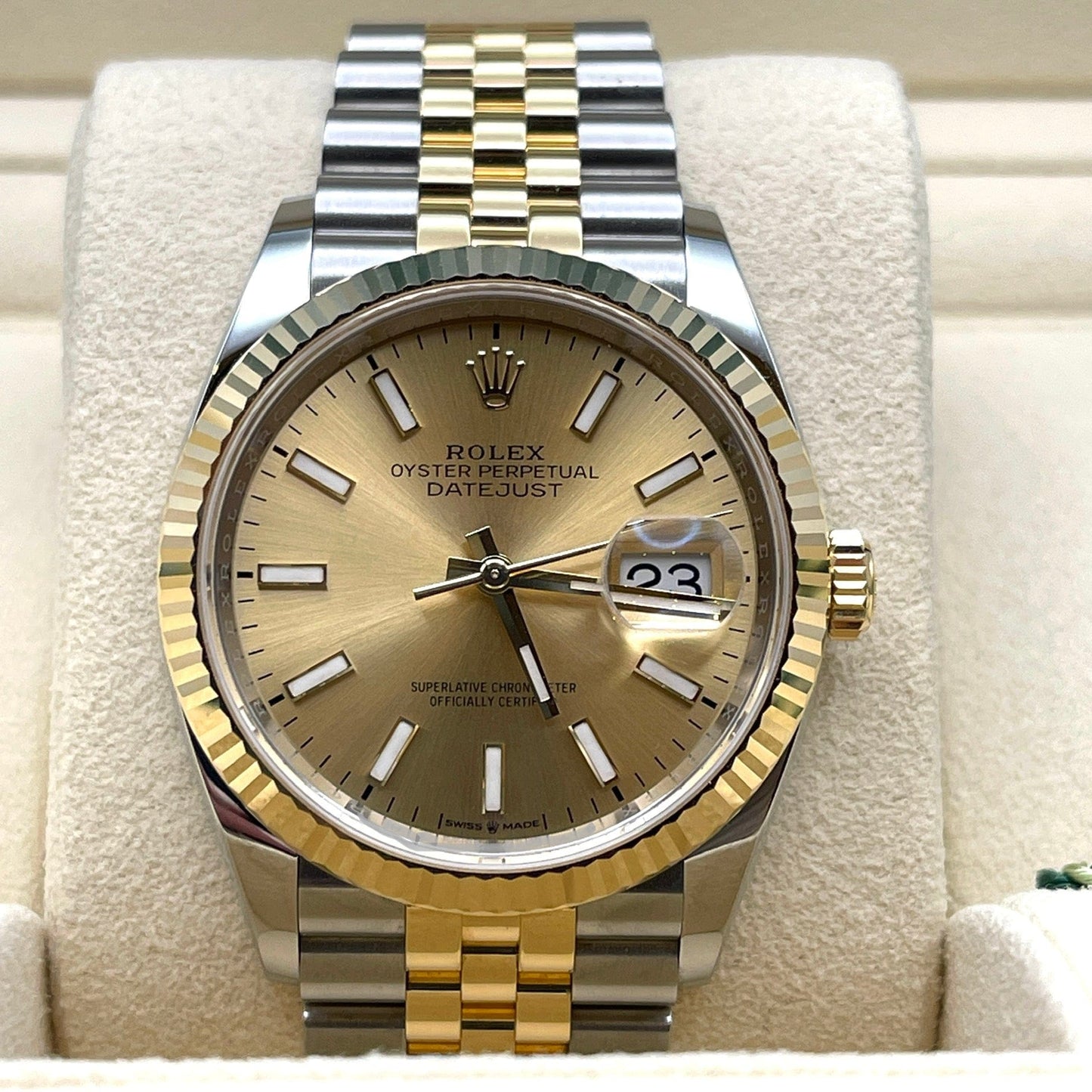 2025 Watch Datejust 126233 Stainless Steel Yellow Gold Champagne Dial Jubilee