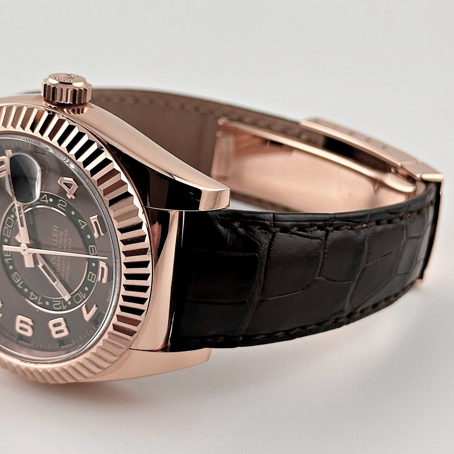 2025 Watch Sky-Dweller 326135 Rose Gold Chocolate Dial (2018)