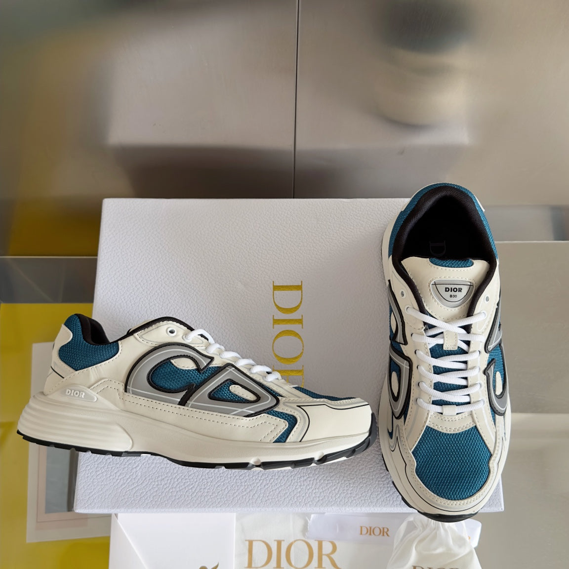 2025 1111 New color matching good quality shoes