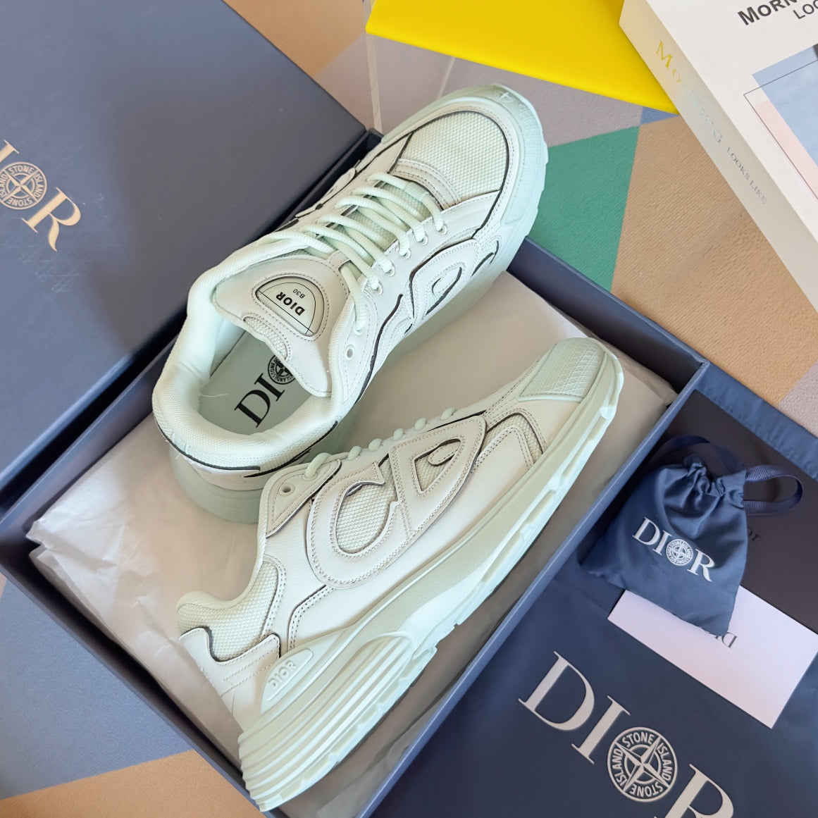 2025 1225 New high quality new color sports fashion shoes